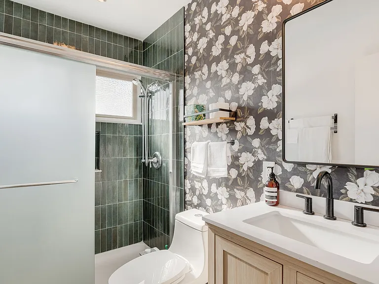 217 Rugosa Dr — Photo 28
