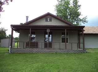 7 Oak St, Greenfield, MO 65661