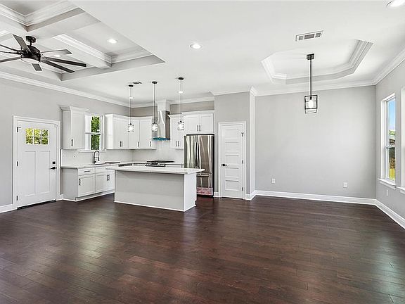 3rd image of 4942 Papania Dr