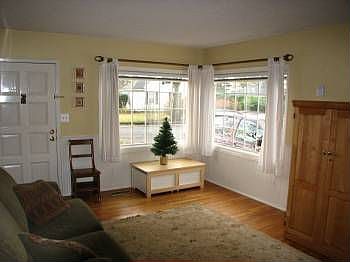 4th image of 700 NW 41st St