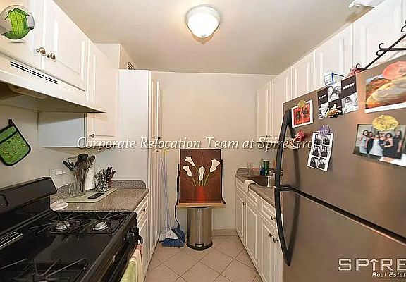 4th image of 30-60 Crescent St #3F