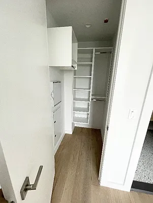 Rented by Keller Williams NYC | media 31