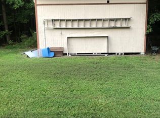 12007 Greenbrier Ln, Smithfield, VA 23430