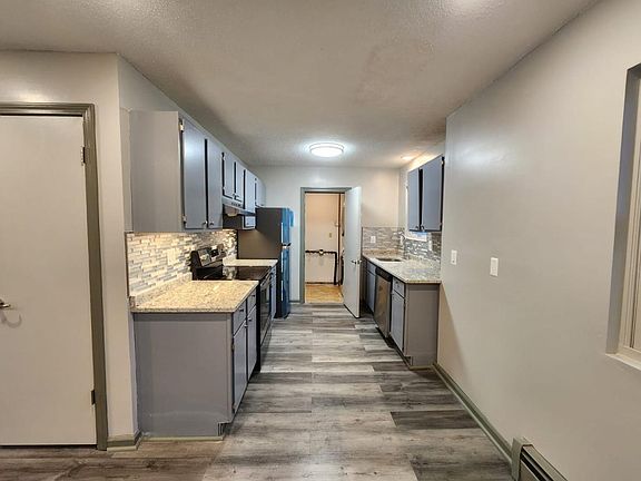 2nd image of 94 West St Unit 60