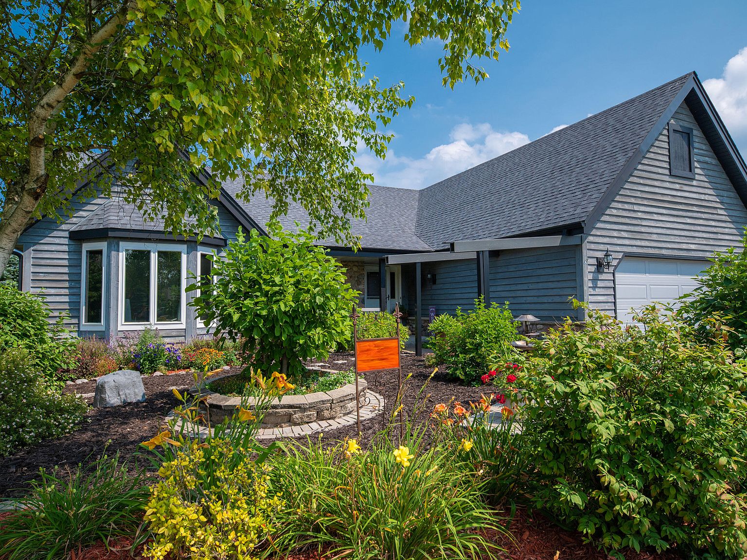 4488 Lilac Ln, Port Washington, WI 53074 | Zillow