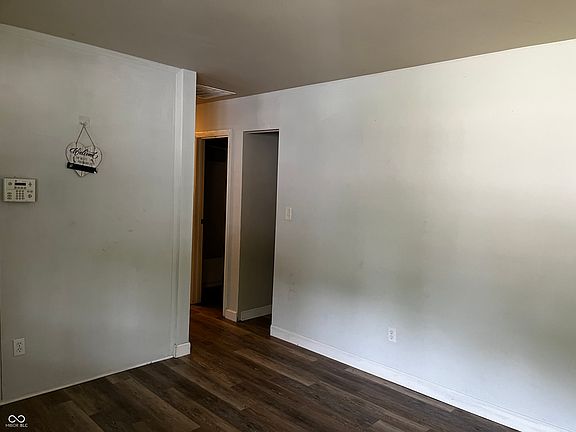 3rd image of 3609 N Faculty Dr