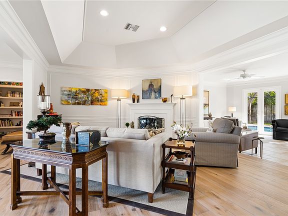 5th image of 1785 Pelican Way