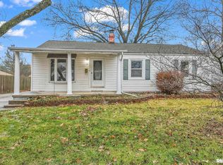 5 Harriet Ln, Springfield, IL 62702