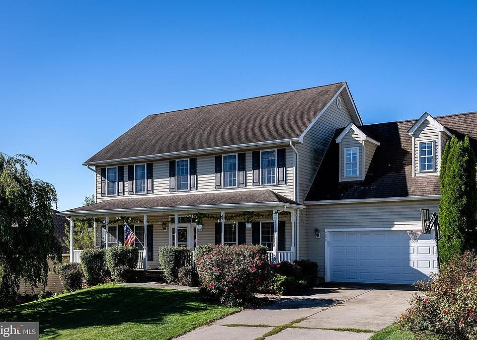 1st image of 4090 Sabrina Ct