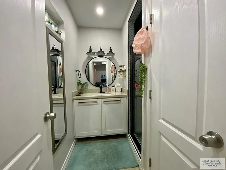 205 Ebony Ave #GUEST COTTAGE — Photo 15