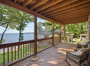132 Schuyler Rd, Keeseville, NY 12944