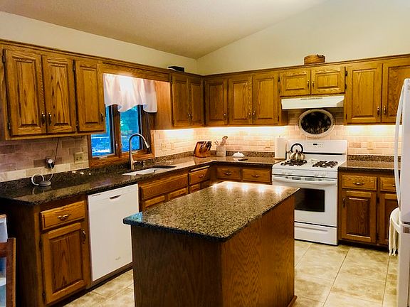 2nd image of 344 Meadowood Ln