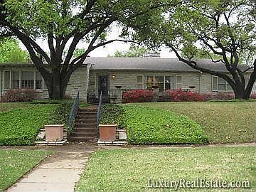 1st image of 3705 Monticello Dr