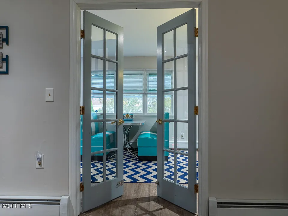 15 Monaco Ct