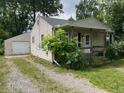1410 Norton St, Burton, MI, 48529