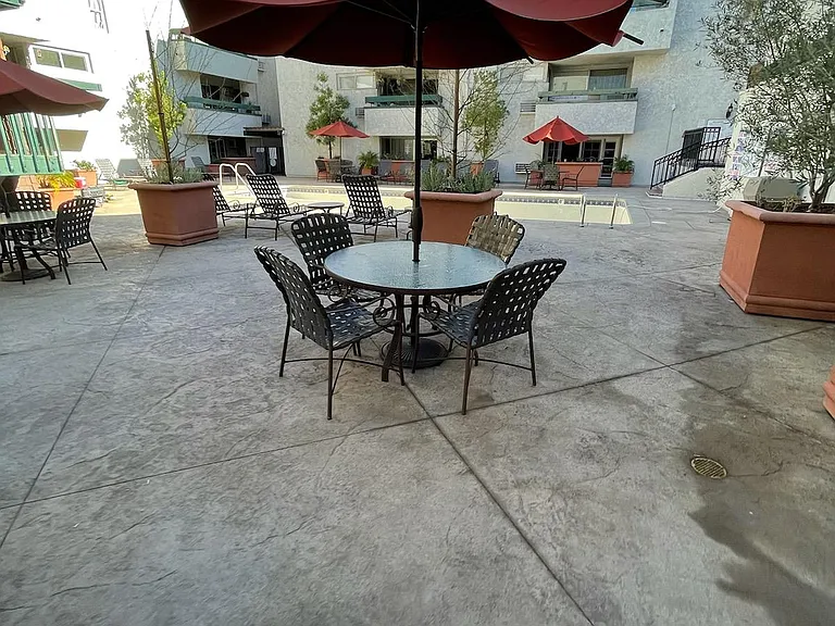 360 S Euclid Ave #122 — Photo 16