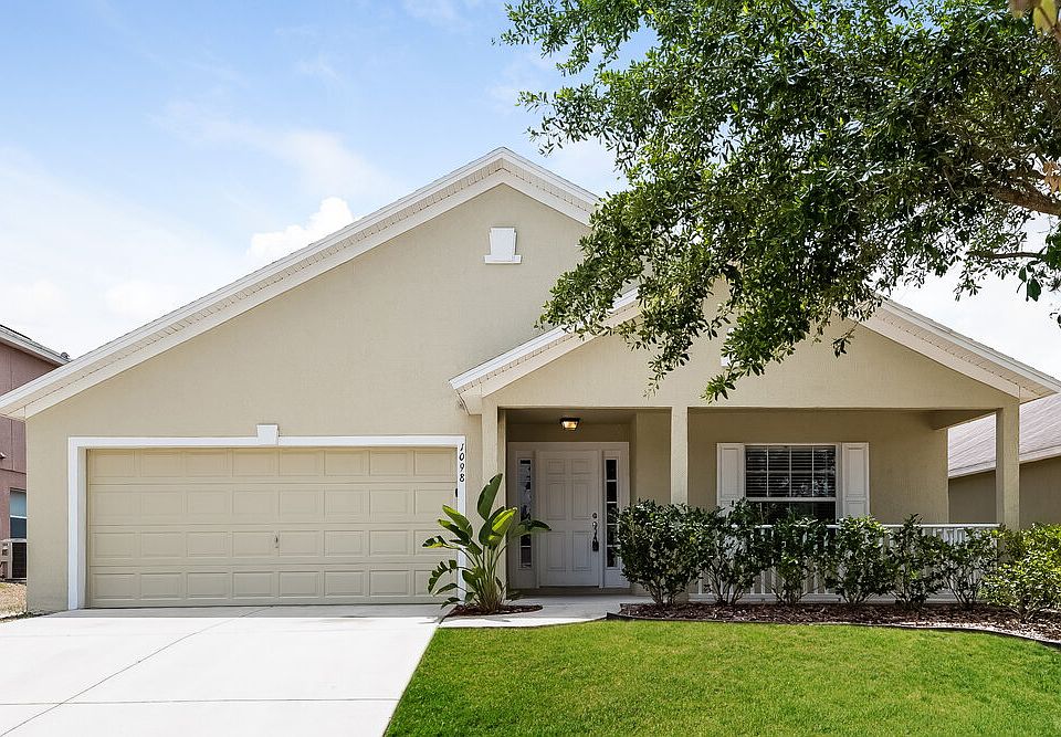 1st image of 1098 Bluegrass Dr