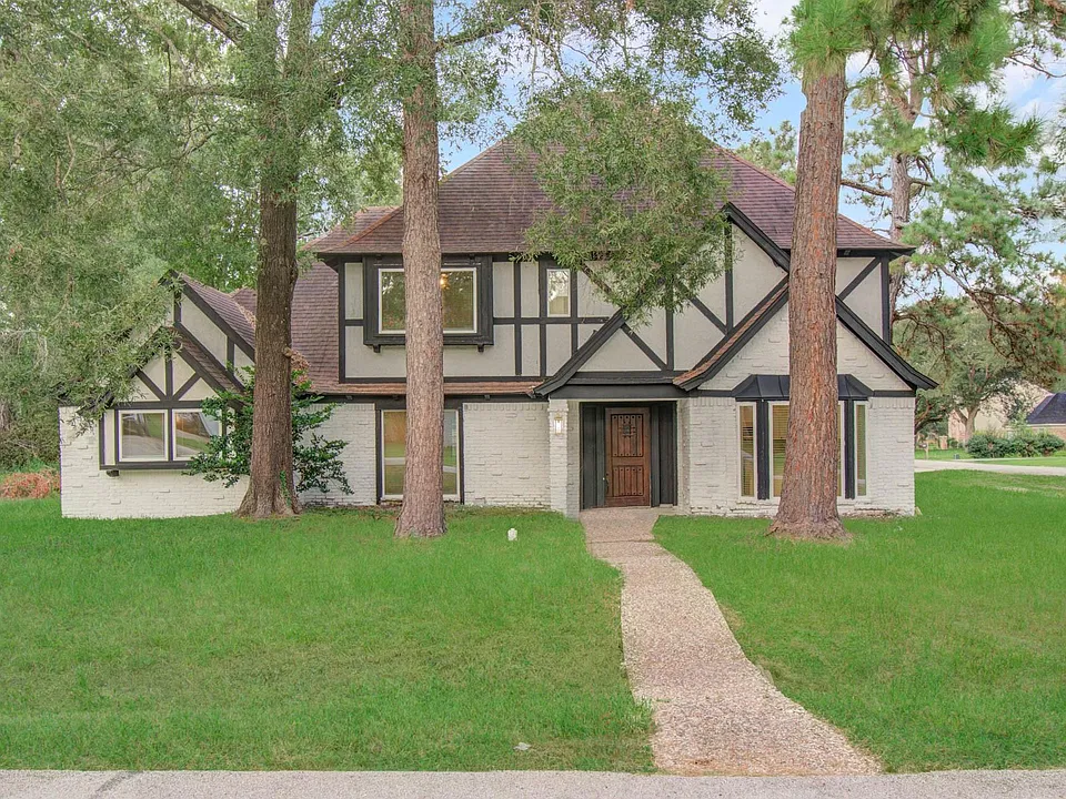 703 Ravensworth Dr