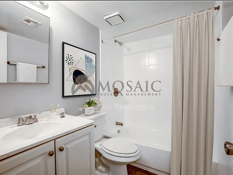 Radius Apartments — Photo 20