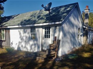 3497 Oslund Rd, Bellaire, MI 49615