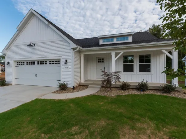 715 Chloe Jane Ave, Portage, MI 49024