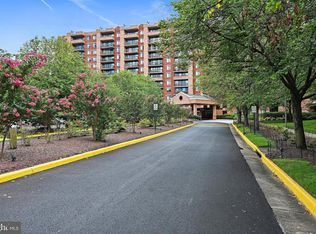 Renaissance 2230 Condo, Falls Church, VA 22043