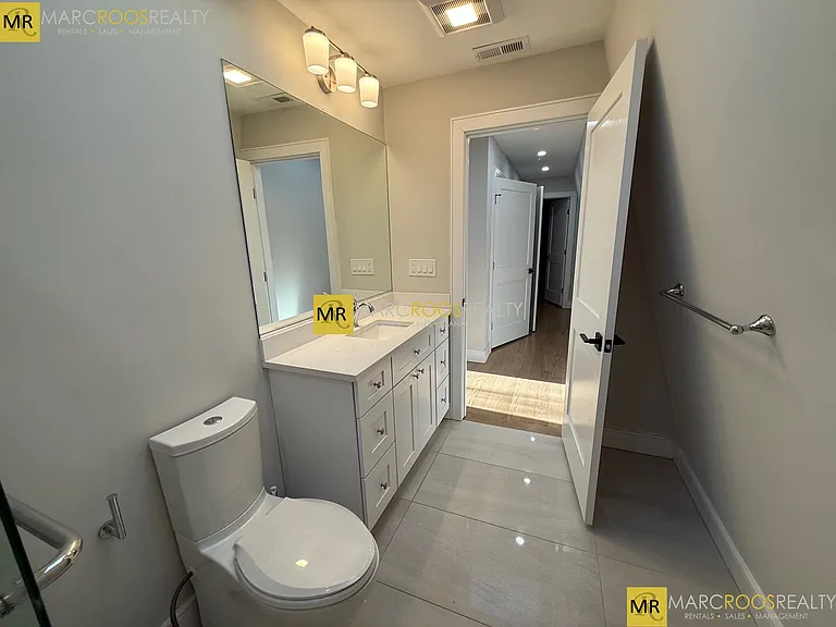 152 Trenton St #3B — Photo 15