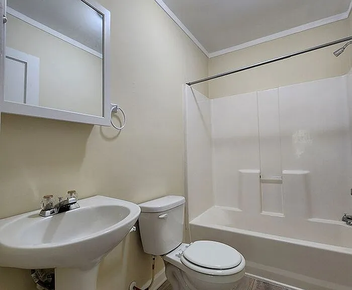 193 Hoover Ave NE — Photo 8