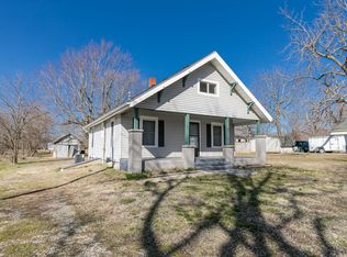 211 S Wilson St, Walnut Grove, MO 65770