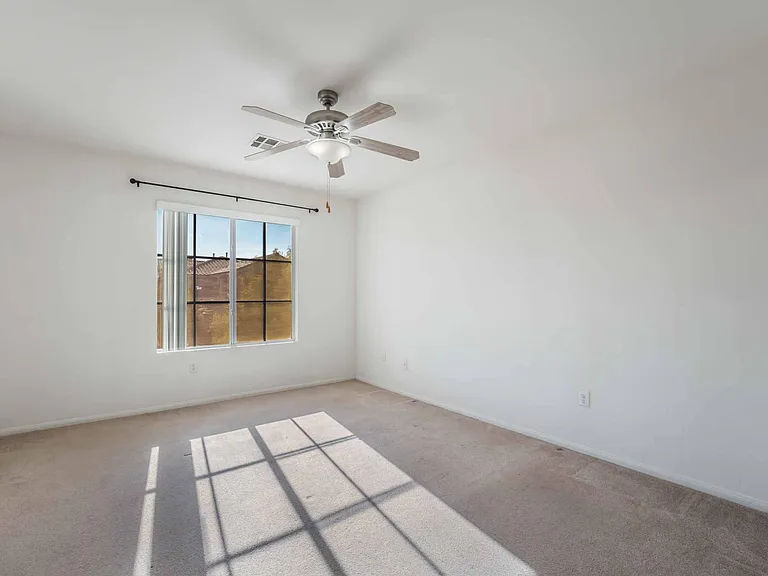 9142 Honey Maple Ave — Photo 16