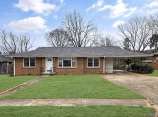 2610 Oakwood Ave NW, Huntsville, AL 35810