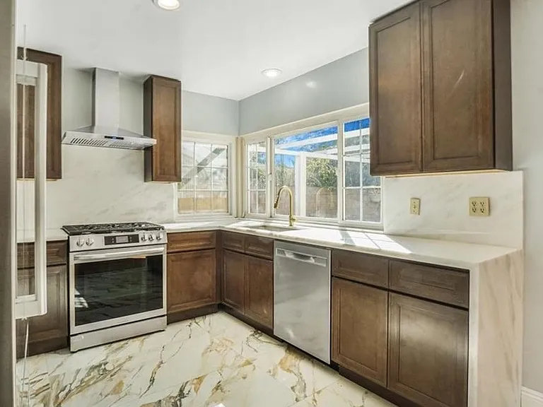 24121 El Tiradore Cir — Photo 41