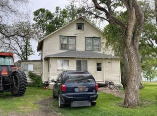 403 4th St, Houghton, SD 57449