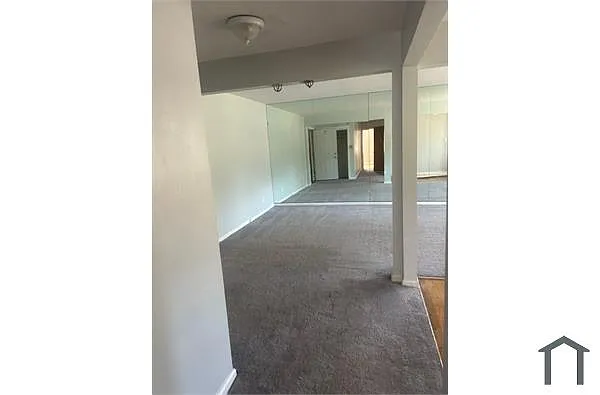 Building Photo - 2557 W McNichols Rd