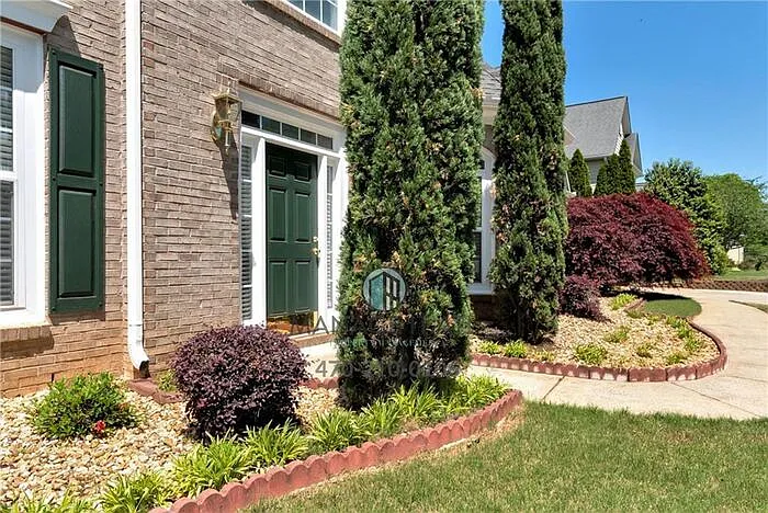 60 Ruby Forest Pkwy — Photo 10