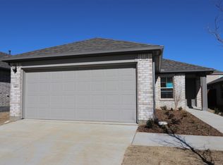 14013 Drover St, Pilot Point, TX 76258