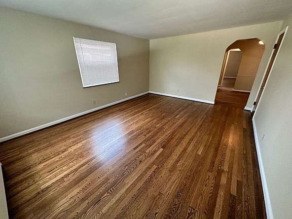 3rd image of 6235 Corbly St #4