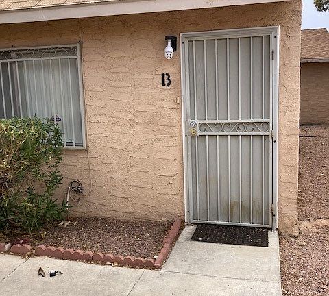 2nd image of 5157 Garden Ln #F