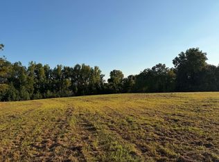 2380 Watkins Dr, Moscow, TN 38057