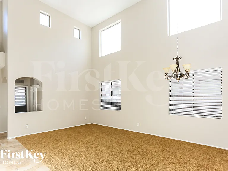 16110 W Miami St — Photo 4