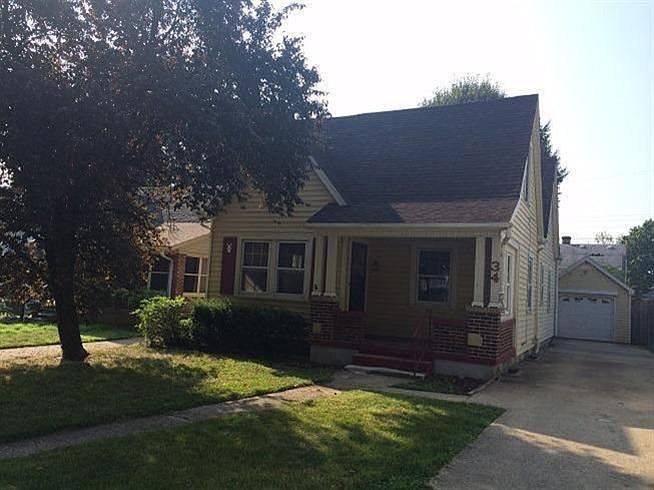 1st image of 34 Forest Glen Ave