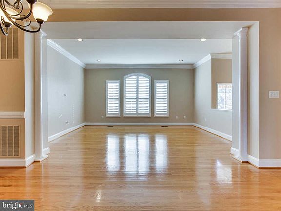 4th image of 8026 Kamehameha Pl