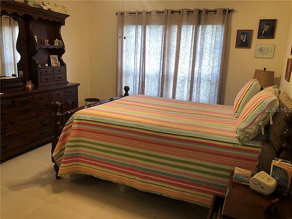 5th image of 1006 Hardwood Dr