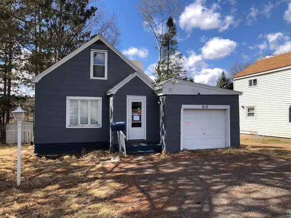915 27th St, Scanlon, MN 55720