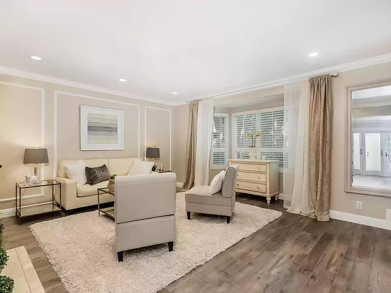 567 Sycamore Cir — Photo 13