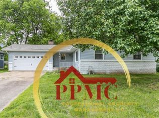 2348 S Delaware Ave, Springfield, MO 65804