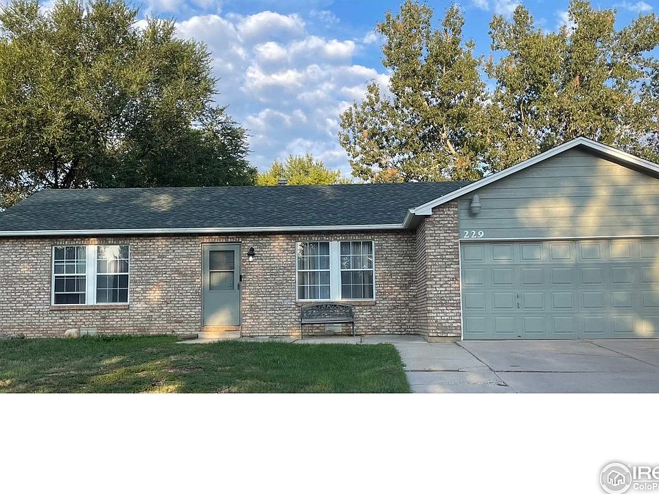 1st image of 229 Blossom Dr