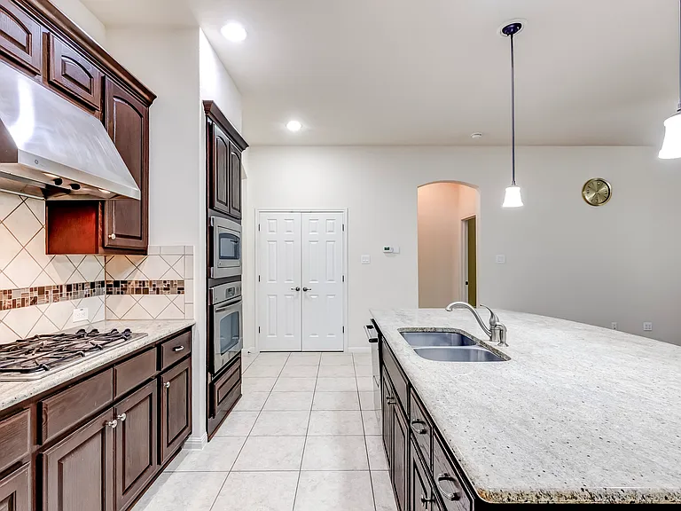 116 Azimuth Dr — Photo 27