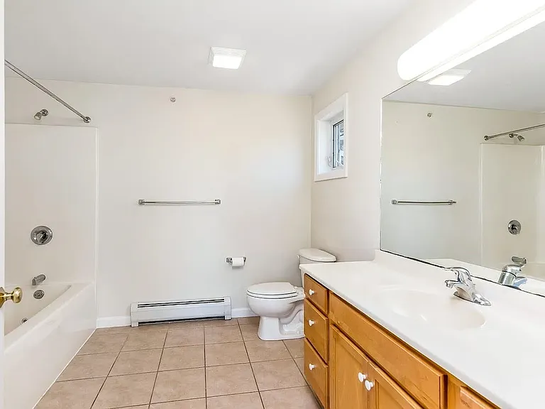 111 Claire Point Rd — Photo 1