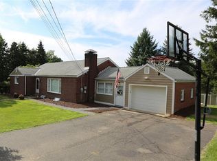 571 Weber Rd, Sewickley, PA 15143